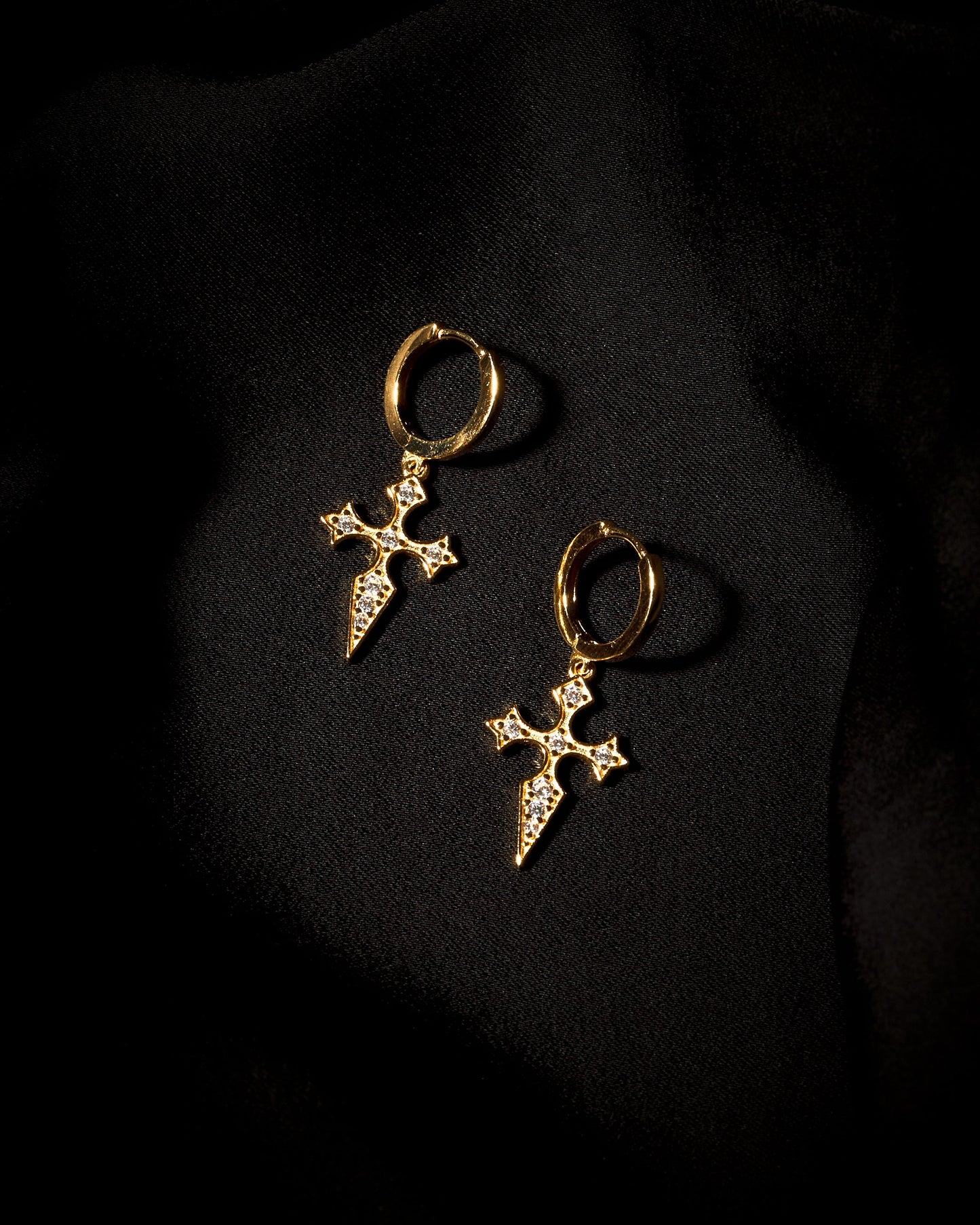 Earring Eclectic King Of Swords Gold