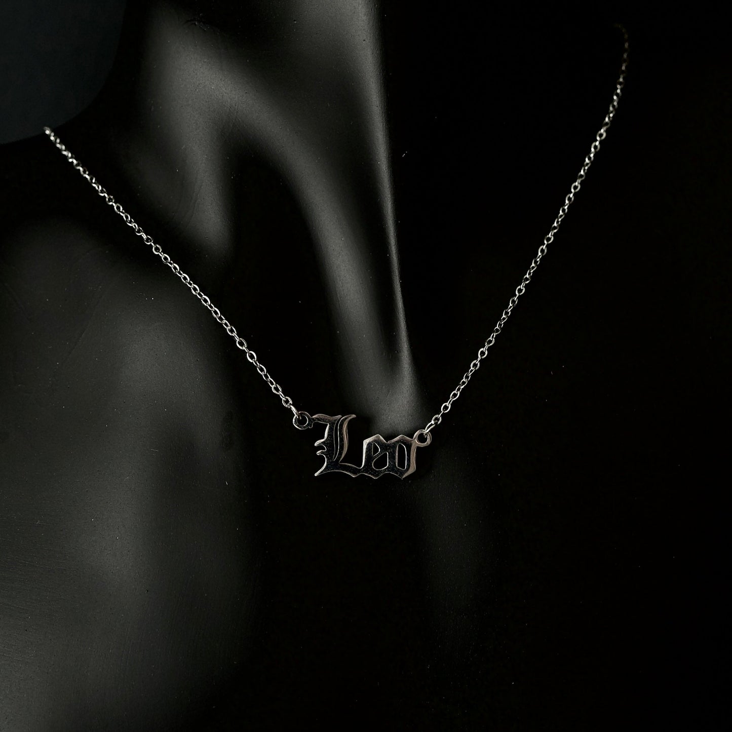 Leo Necklace Old English Zodiac Gold