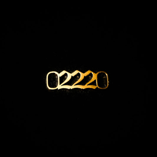 222 Shoe Tag Style Old English Gold