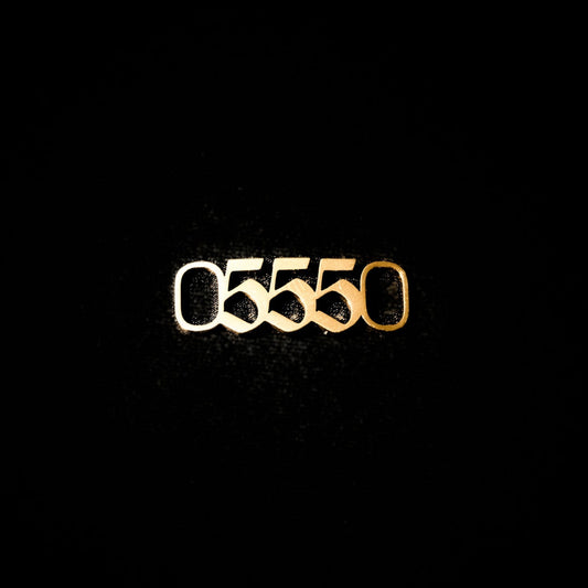 555 Shoe Tag Style Old English Gold