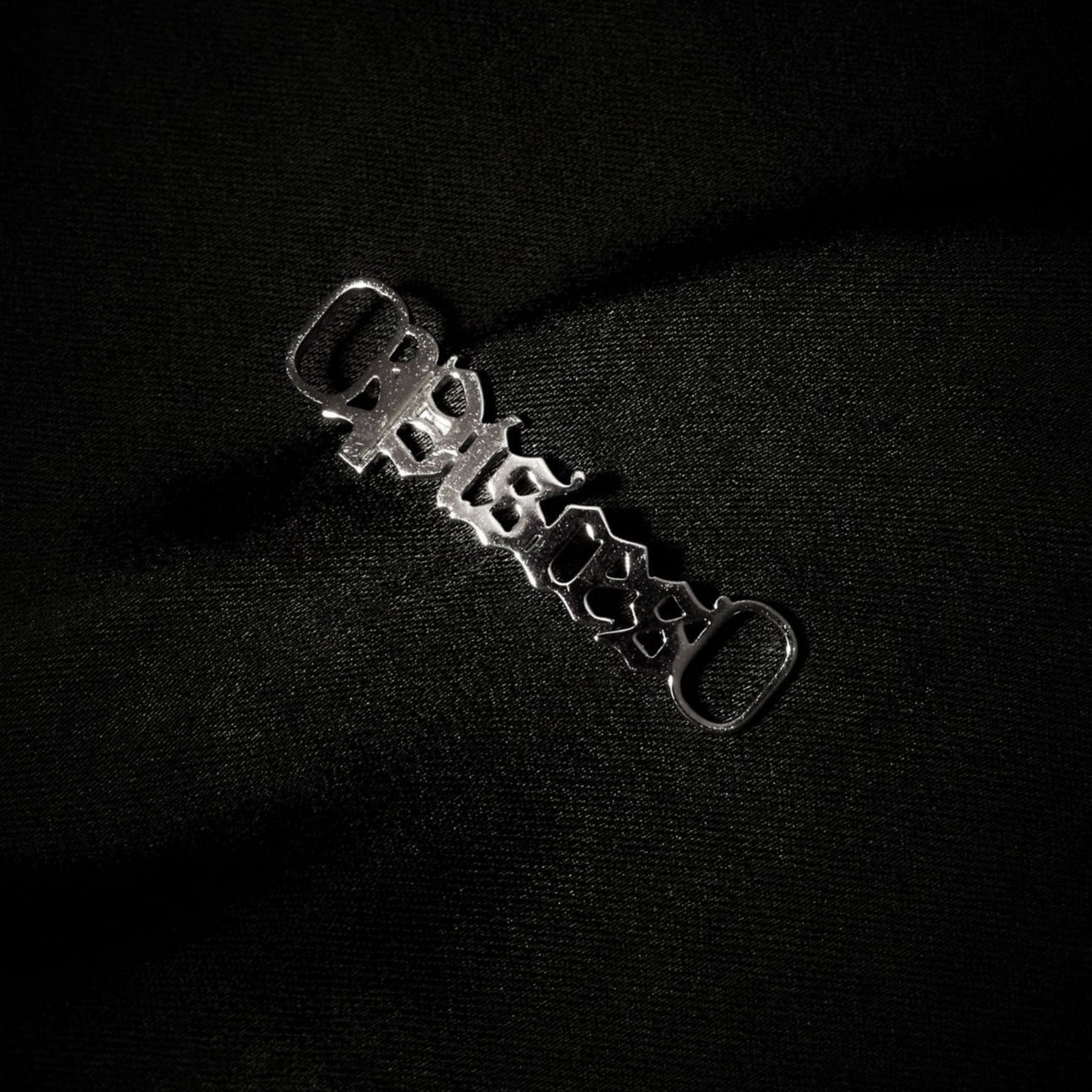 Pisces Shoe tag Old English Zodiac Silver